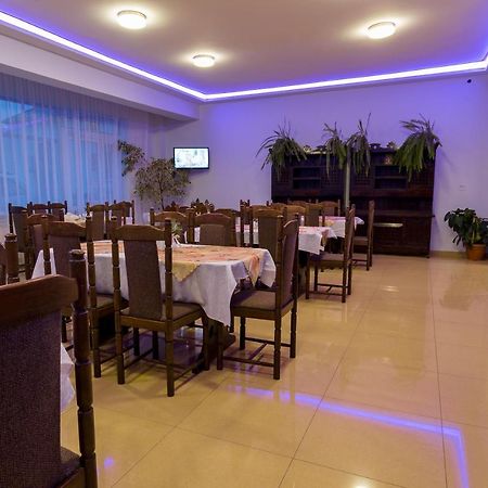 فندق كرينيتسا زدرويفي  Dom Wczasowy Lido المظهر الخارجي الصورة